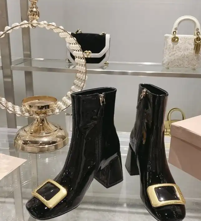 hype Miu Miu Boots