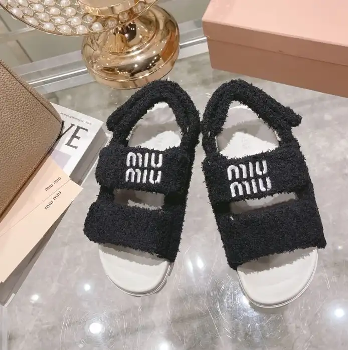 hype Miu Miu Sandals