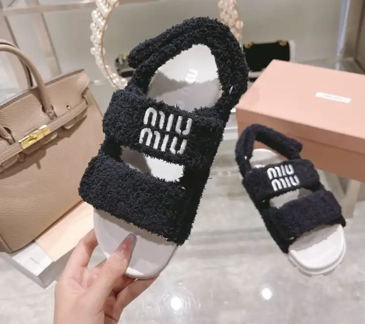 hype Miu Miu Sandals