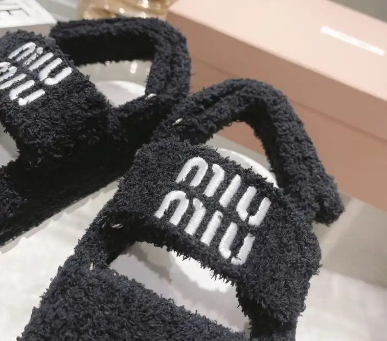 hype Miu Miu Sandals