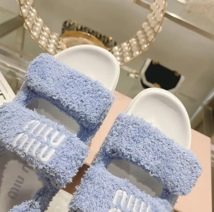 hype Miu Miu Sandals