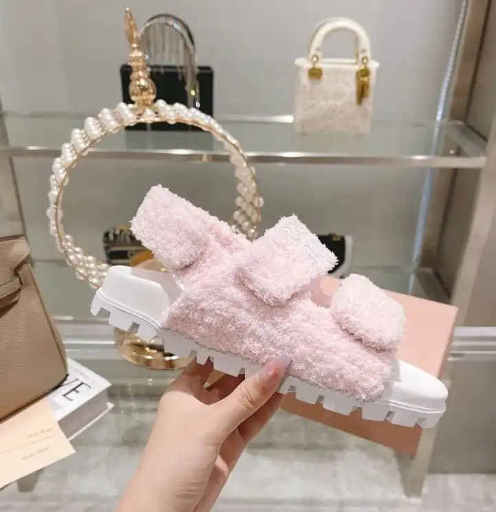 hype Miu Miu Sandals