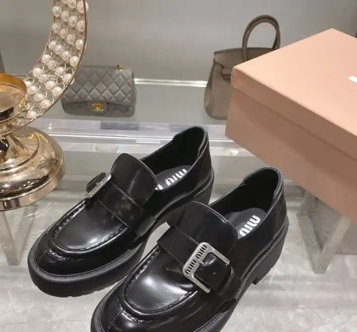 hype Miu Miu Leather Shoes