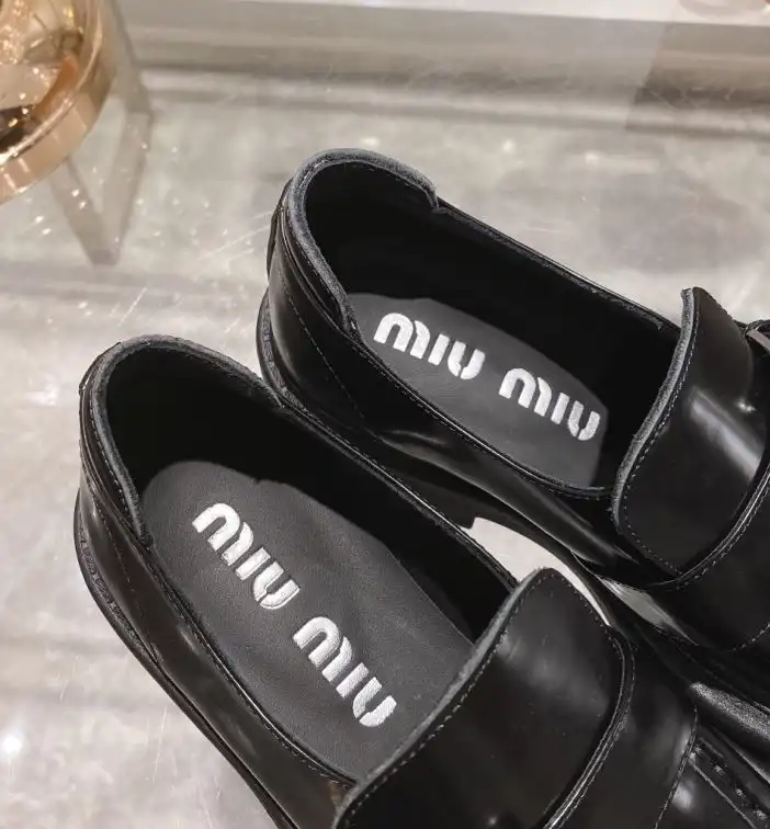 hype Miu Miu Leather Shoes