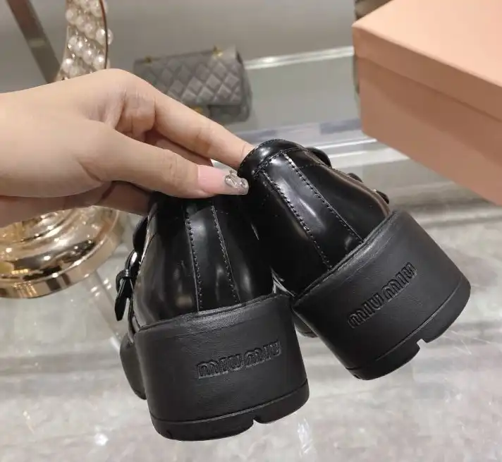 hype Miu Miu Leather Shoes