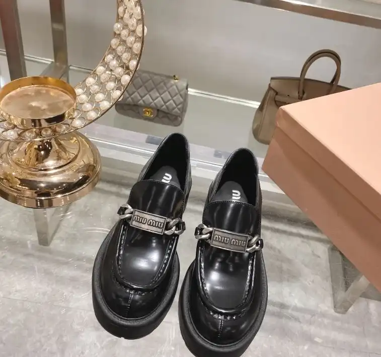 hype Miu Miu Leather Shoes