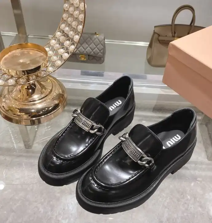 hype Miu Miu Leather Shoes