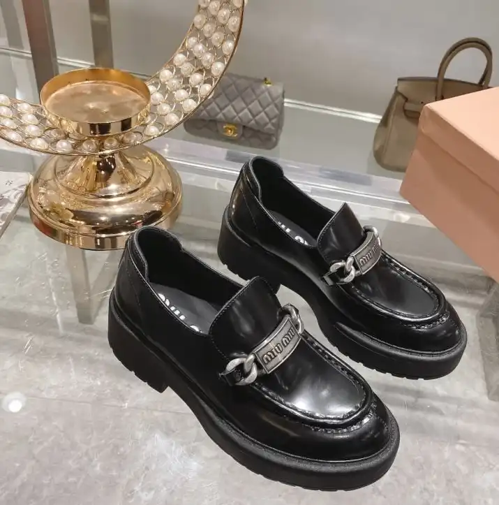 hype Miu Miu Leather Shoes