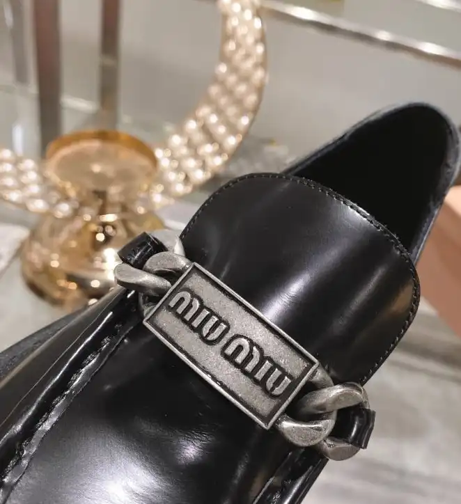 hype Miu Miu Leather Shoes