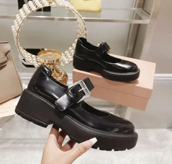 hype Miu Miu Leather Shoes