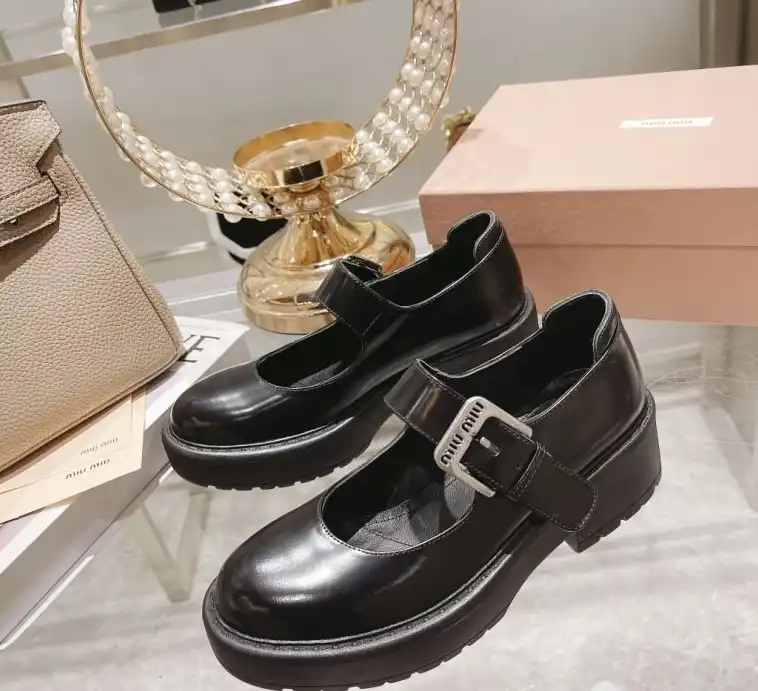 hype Miu Miu Leather Shoes