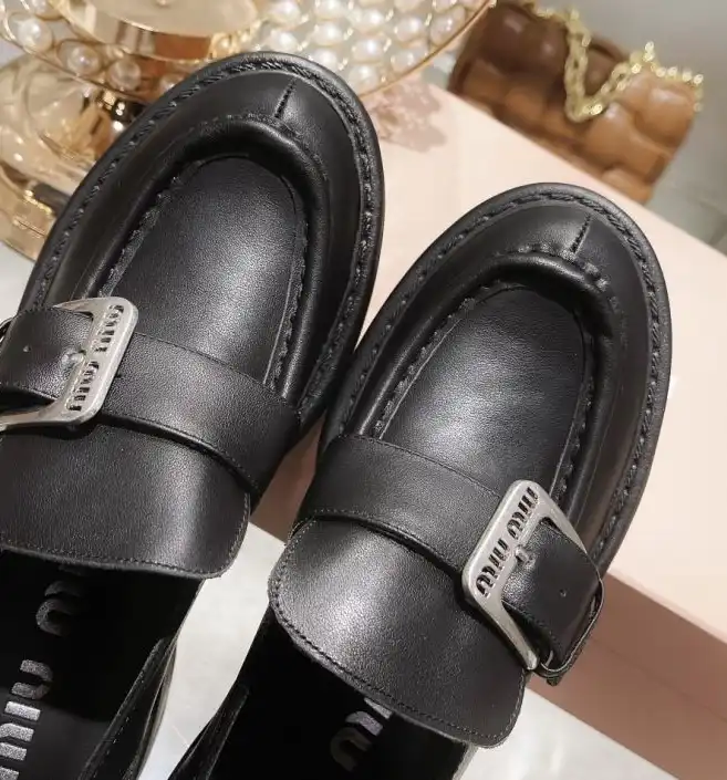 hype Miu Miu Leather Shoes