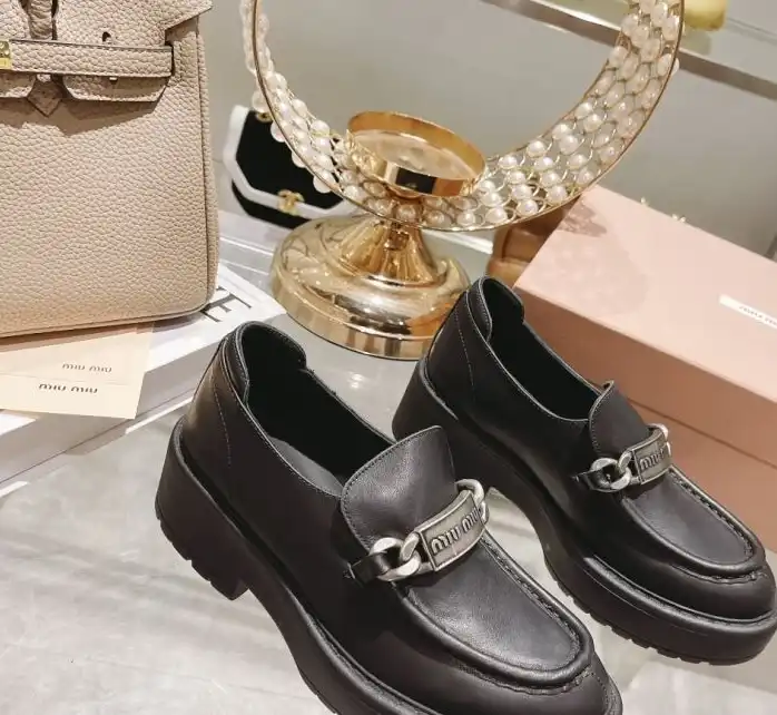 hype Miu Miu Leather Shoes