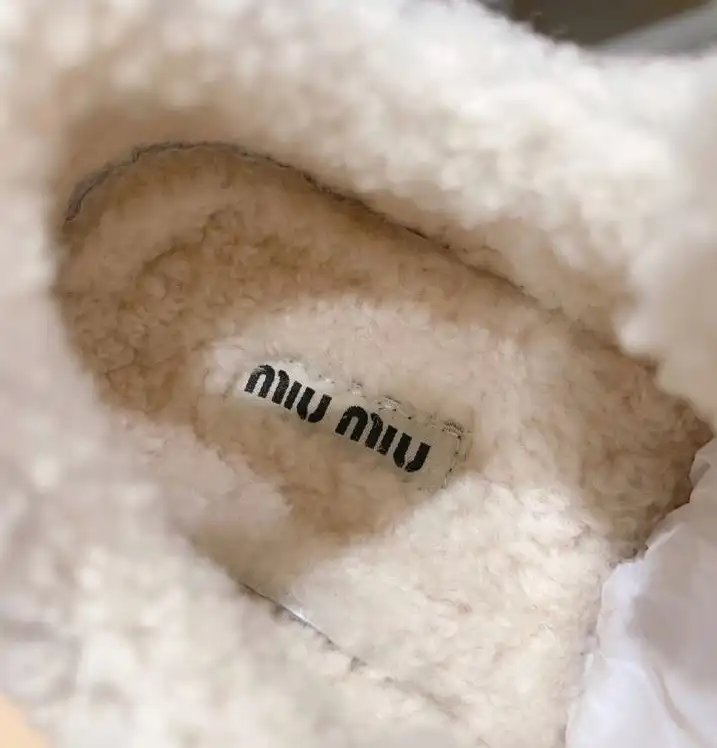 hype Miu Miu Casual Shoes