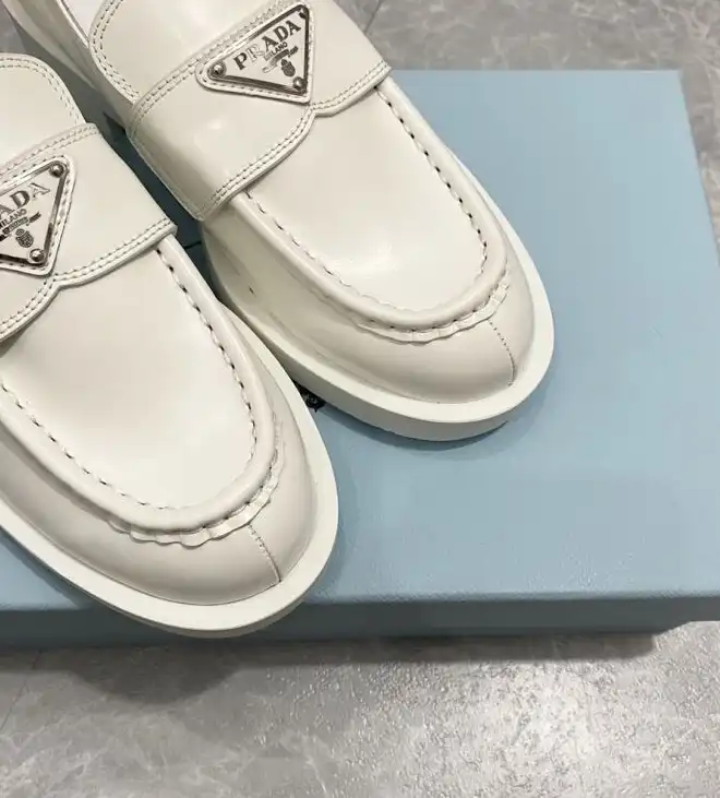 hype Prada Leather Shoes