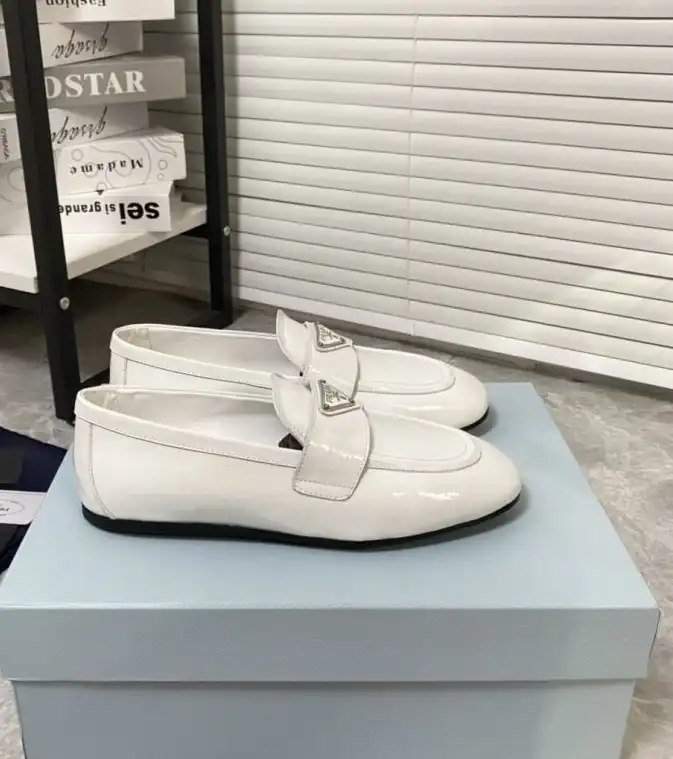 hype Prada Leather Shoes