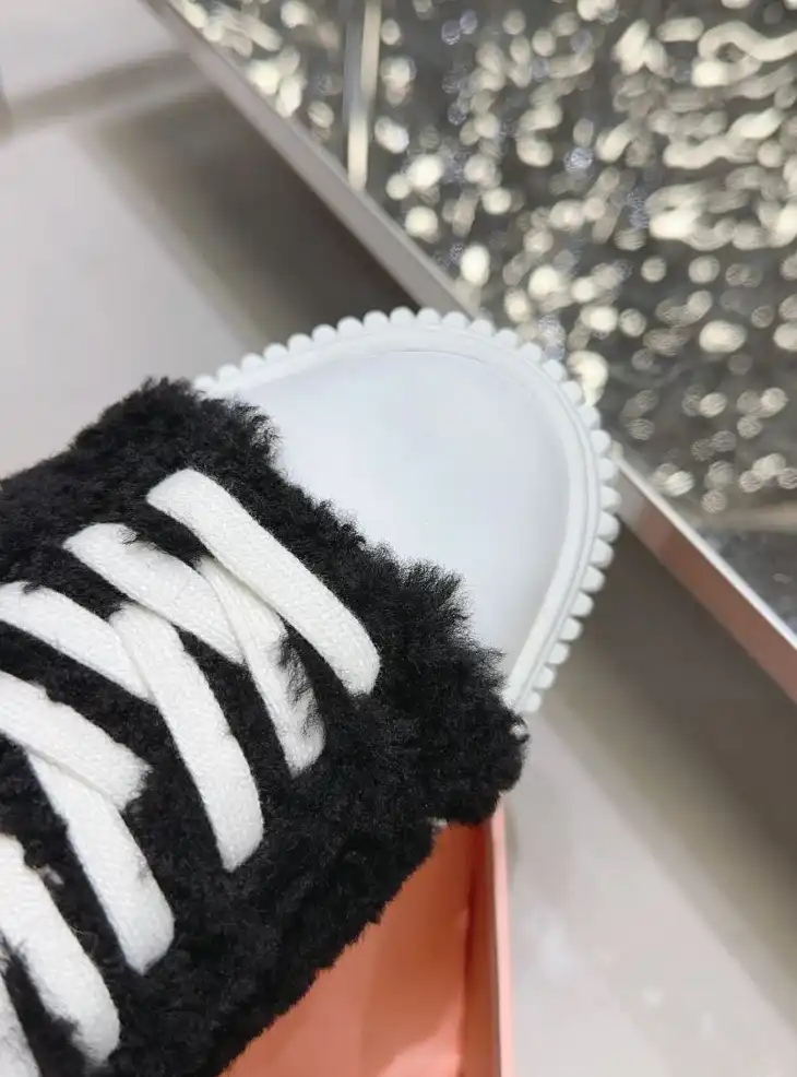 hype Miu Miu Casual Shoes