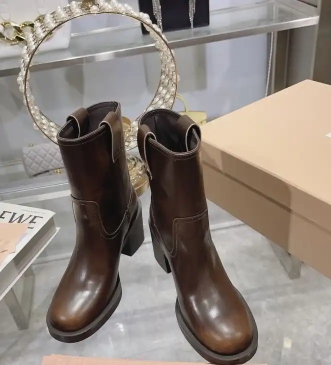 hype Miu Miu Boots