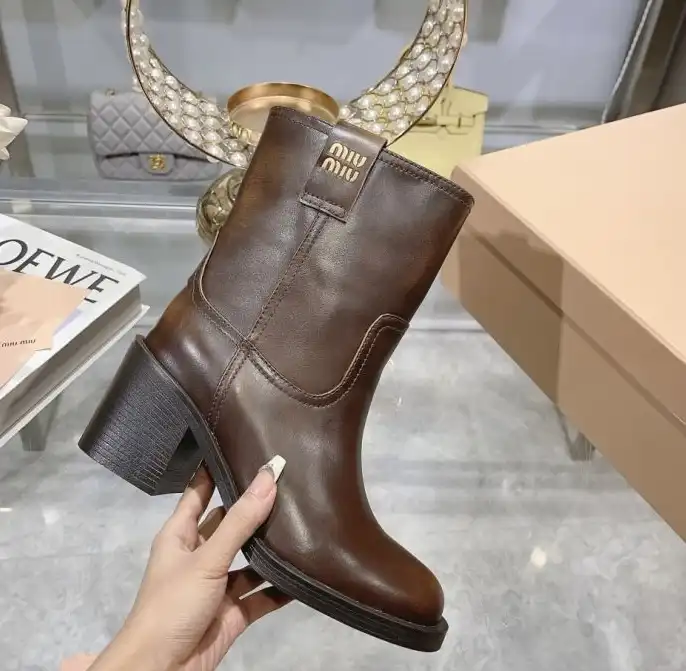 hype Miu Miu Boots