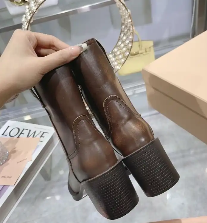 hype Miu Miu Boots