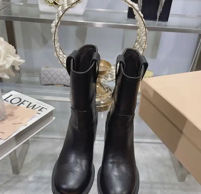 hype Miu Miu Boots