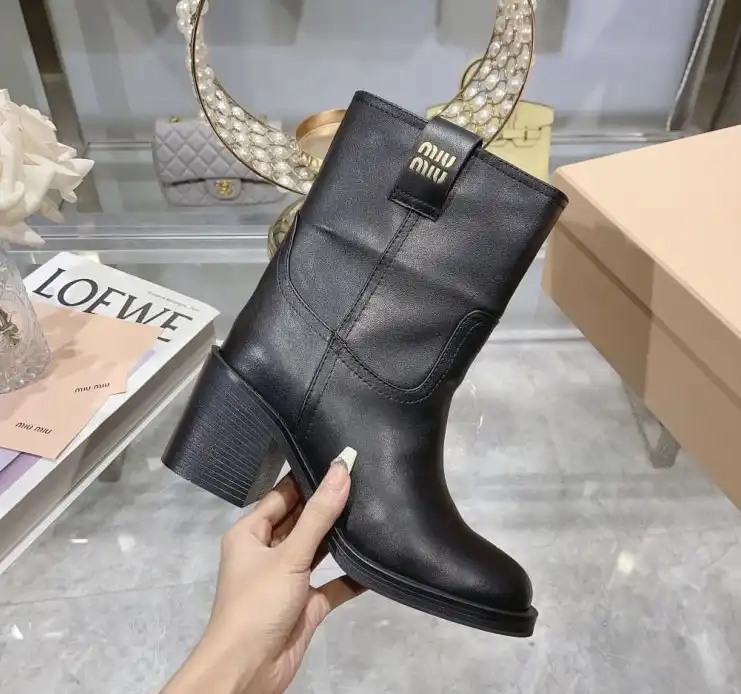 hype Miu Miu Boots