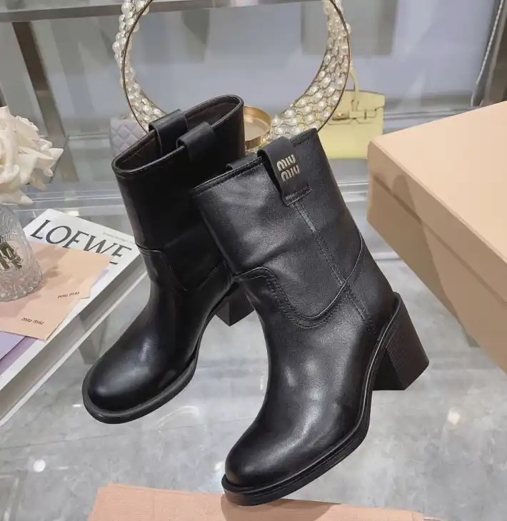 hype Miu Miu Boots