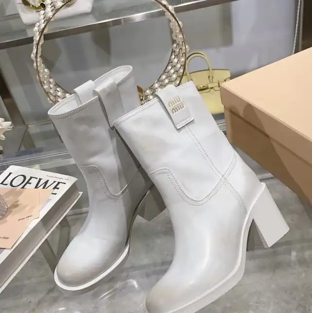 hype Miu Miu Boots