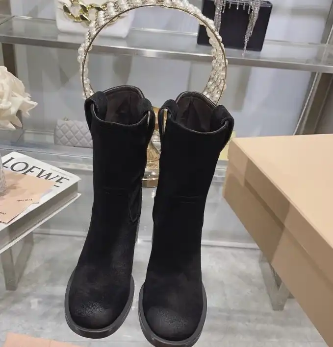 hype Miu Miu Boots