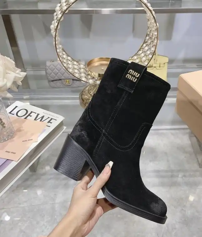 hype Miu Miu Boots