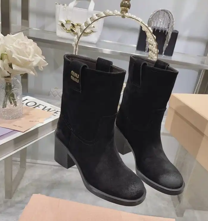 hype Miu Miu Boots