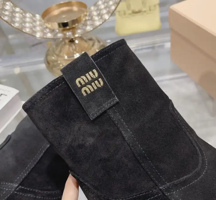 hype Miu Miu Boots