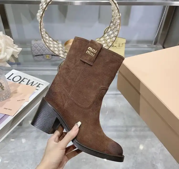 hype Miu Miu Boots