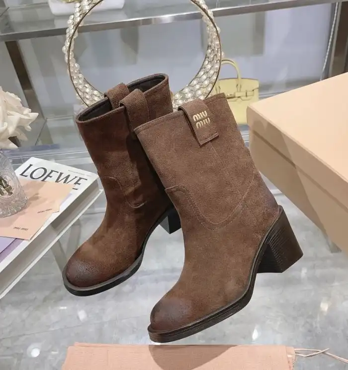 hype Miu Miu Boots