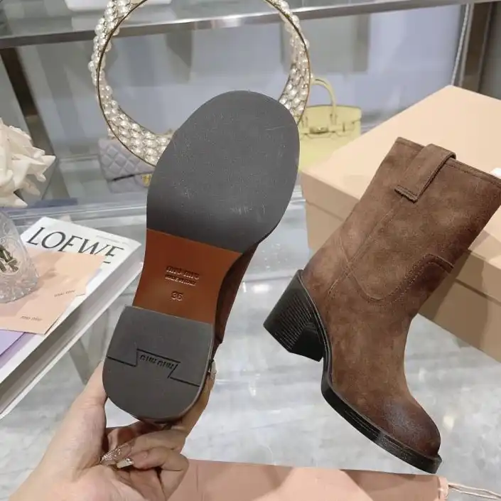 hype Miu Miu Boots