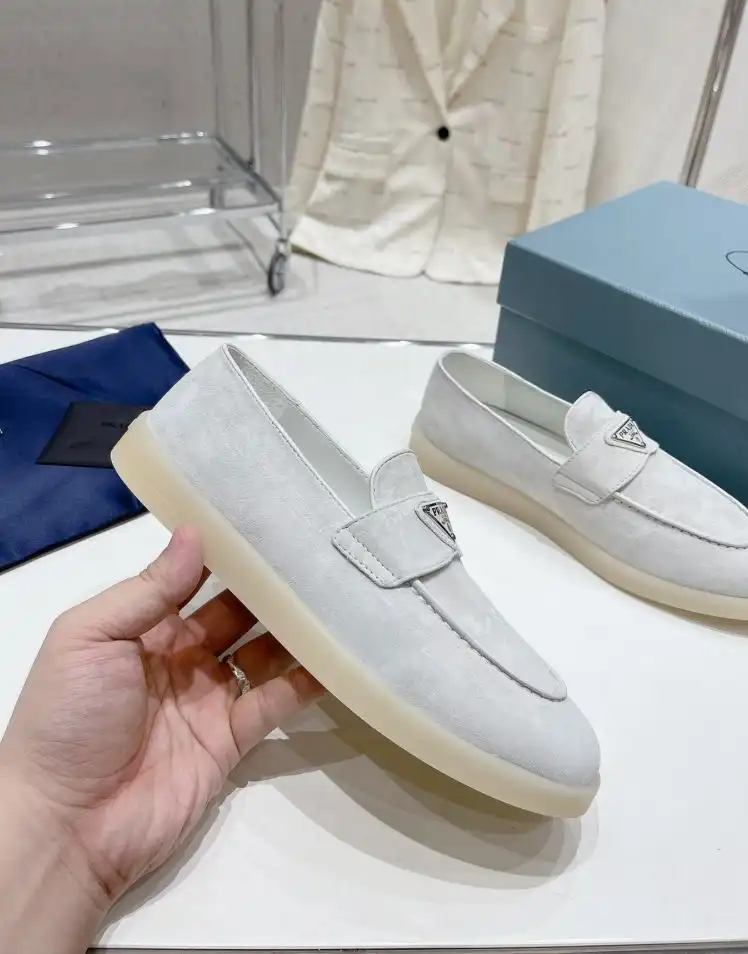 hype Prada Leather Shoes