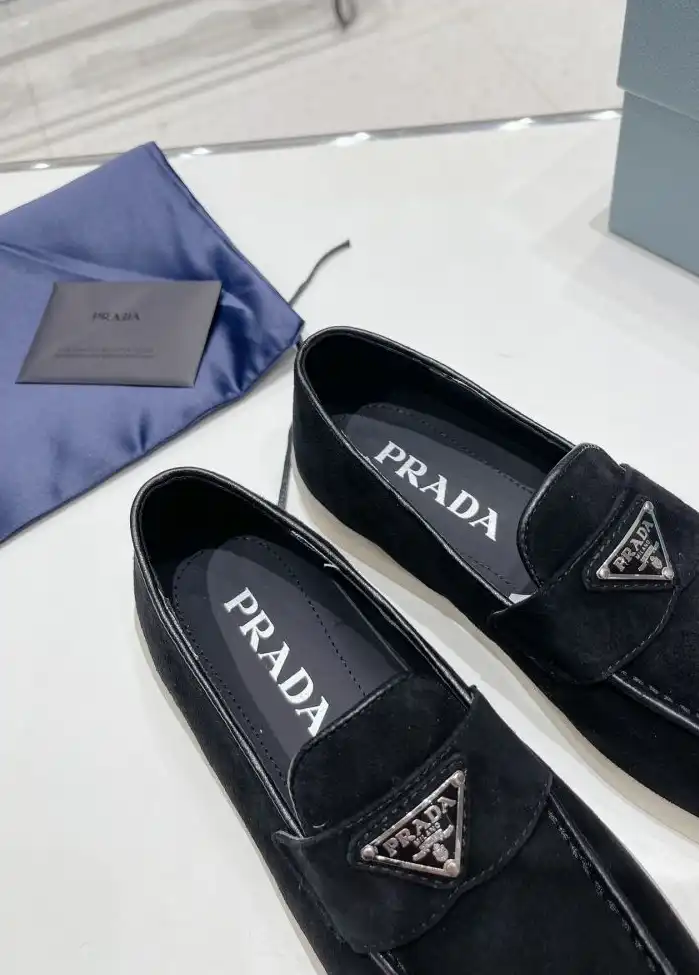 hype Prada Leather Shoes