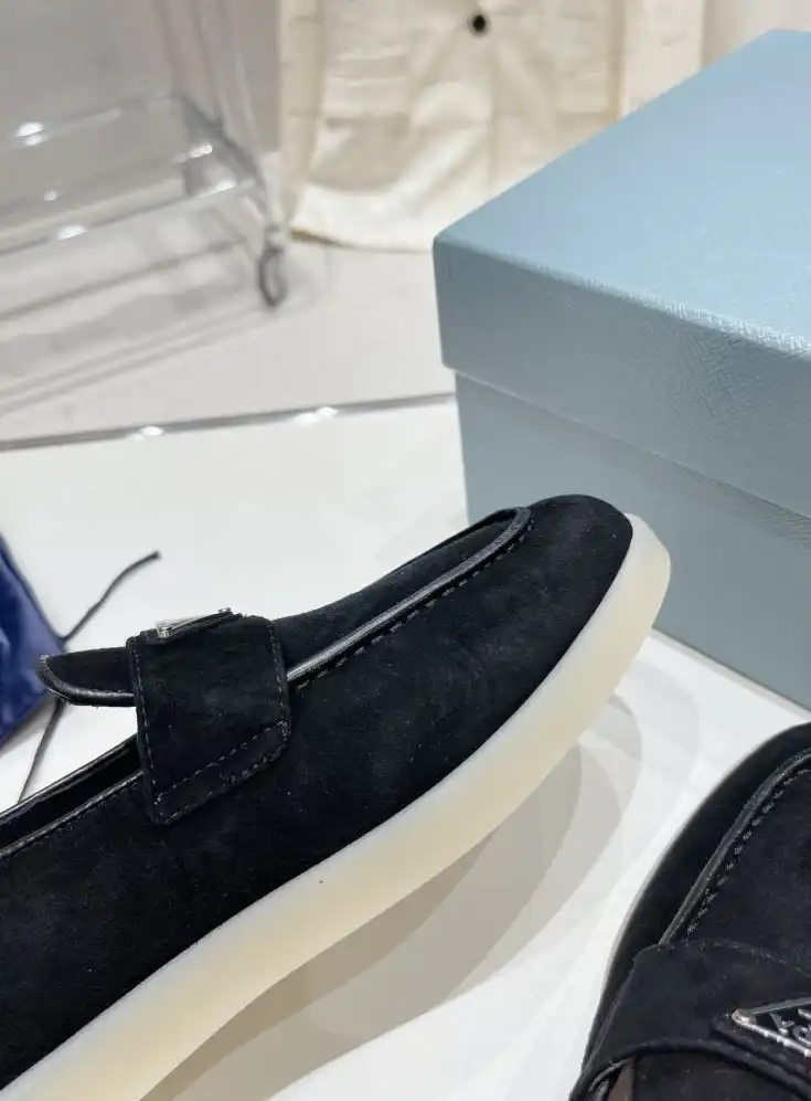 hype Prada Leather Shoes