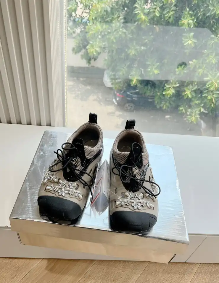 Other Sneakers
