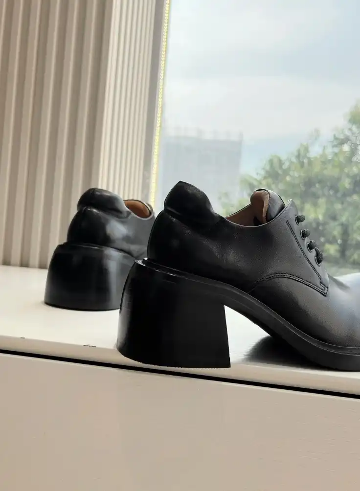 Other Sneakers