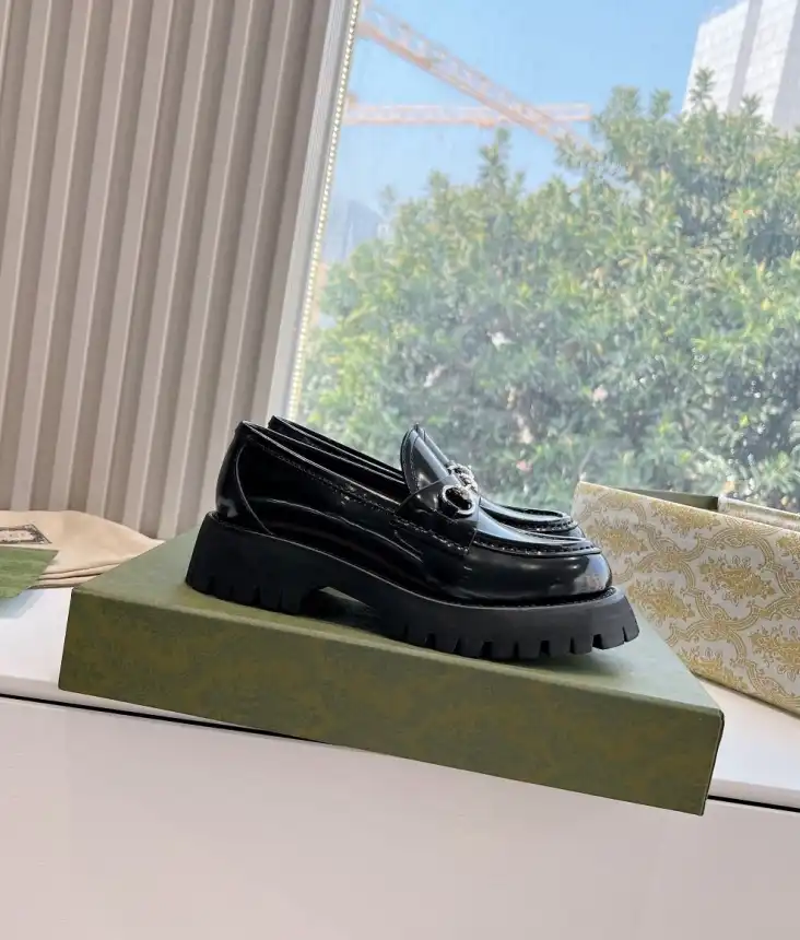 Gucci Leather Shoes