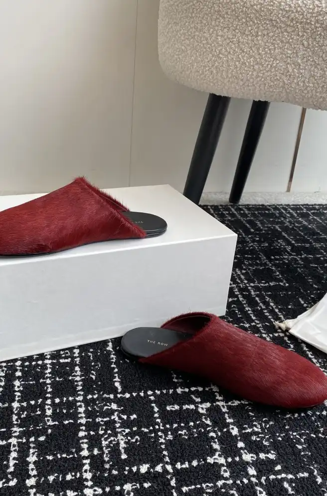 Other Slippers