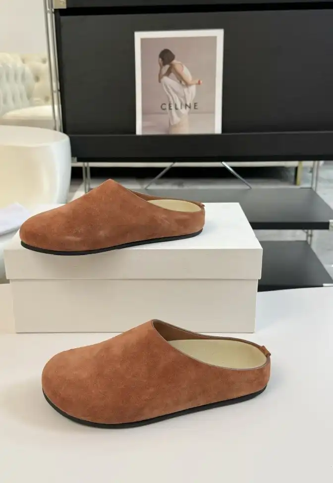 Other Slippers