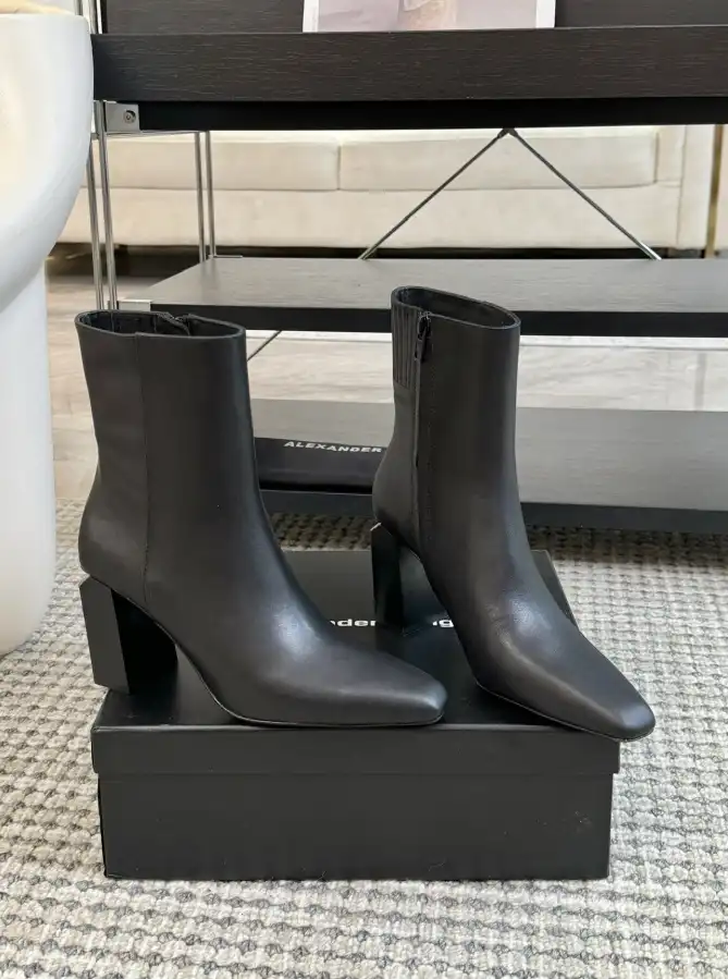 hype Alexander Wang Boots