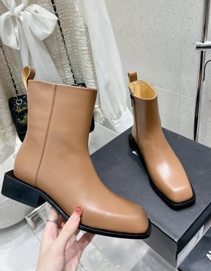 hype Alexander Wang Boots