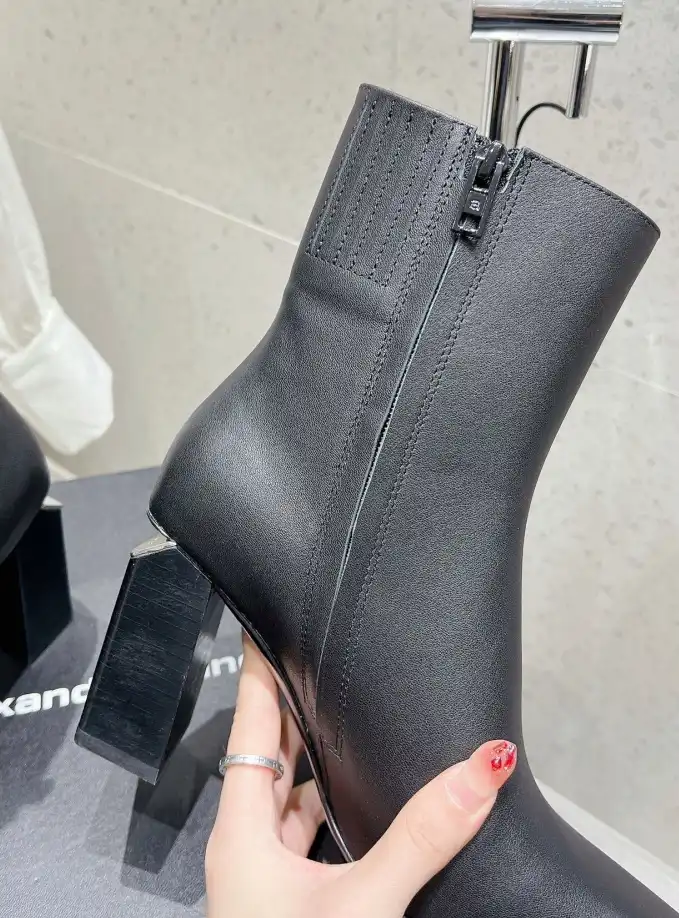 hype Alexander Wang Boots