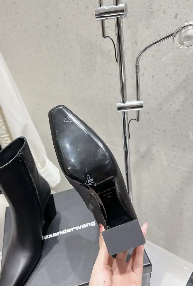 hype Alexander Wang Boots