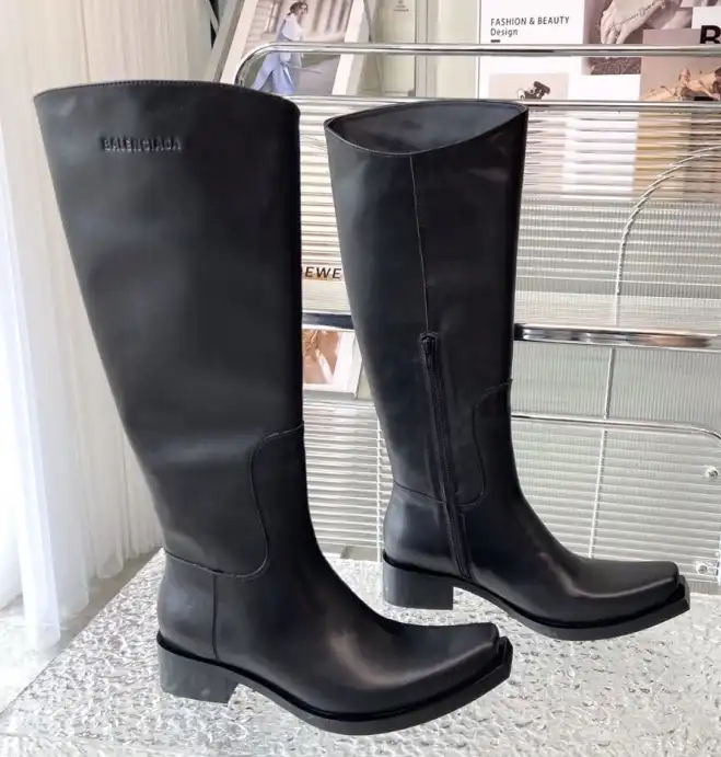 hype Balenciaga Boots