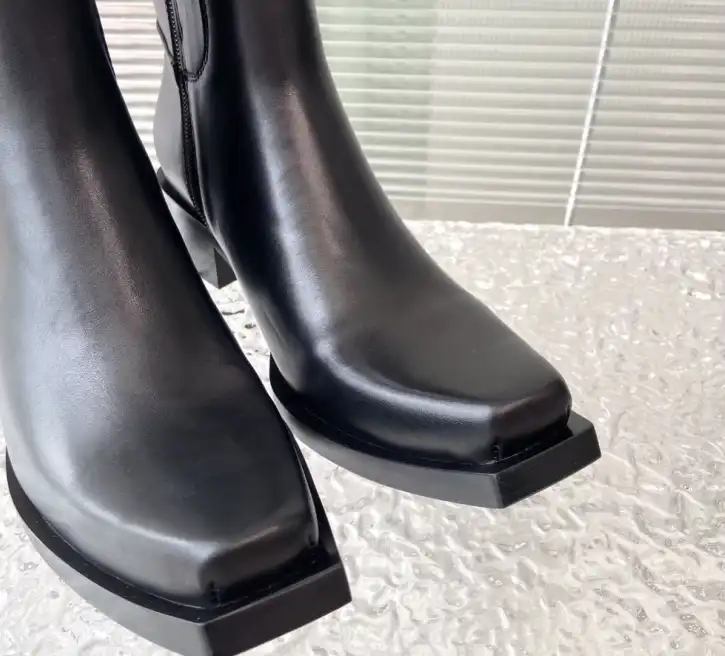 hype Balenciaga Boots