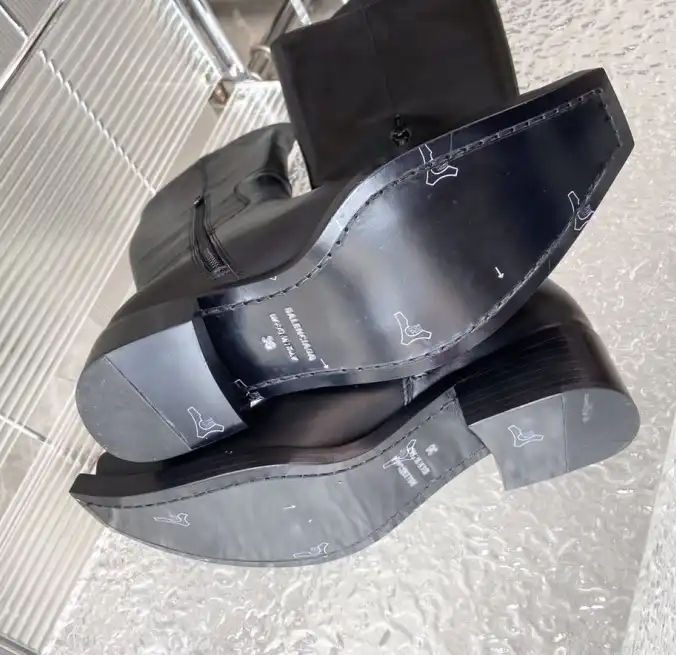 hype Balenciaga Boots